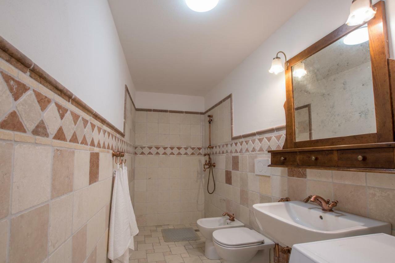 Lana House With Apartments Petrovija Buitenkant foto
